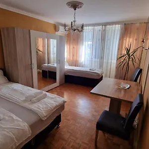 https://casa-de-la-luz.szeged-hotels.com