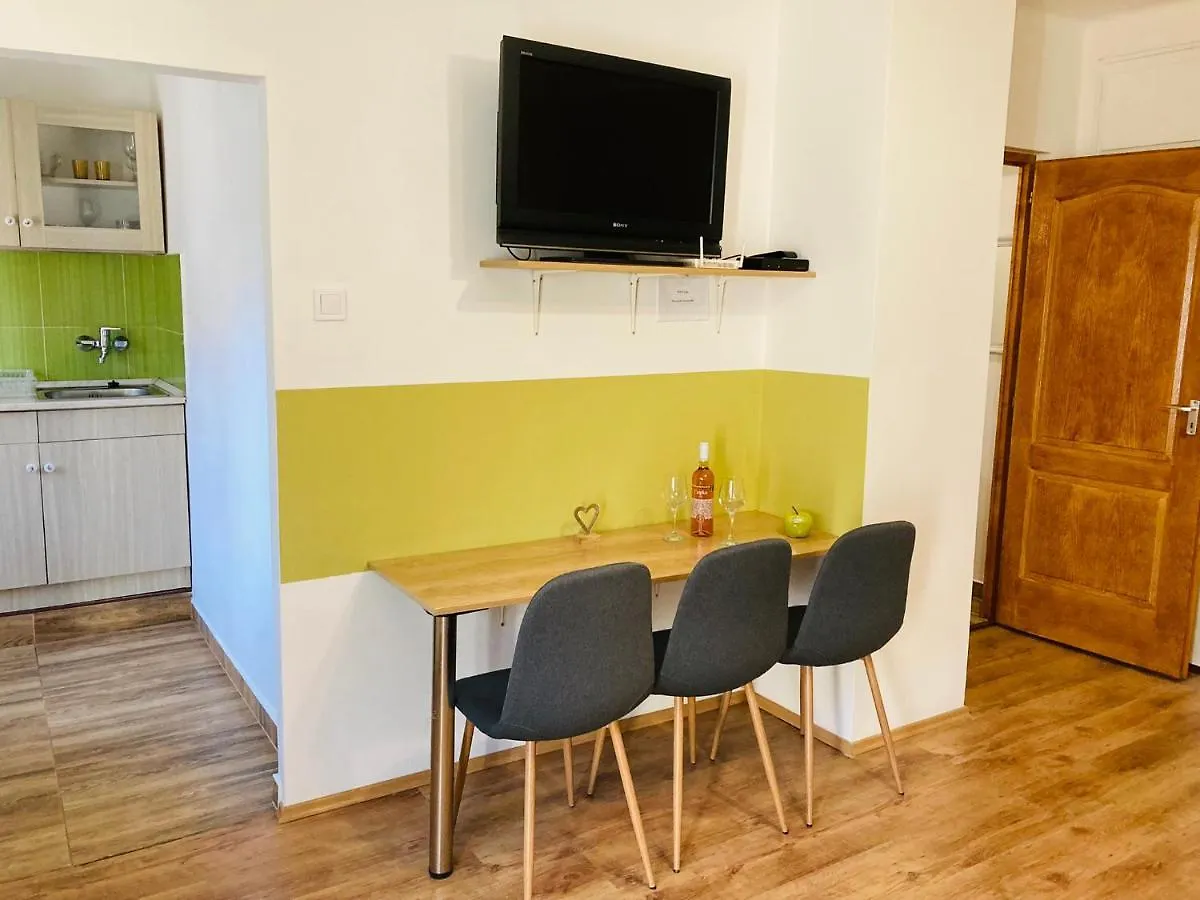 Like Apartman Eger Hungary