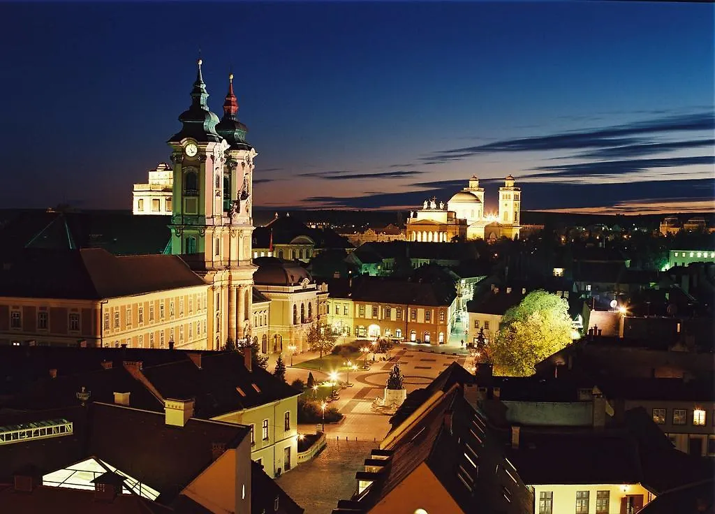 Like Apartman Eger Apartment